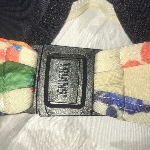 TRIANGL bikini top - Picture 3 of 4